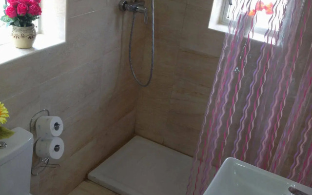 Lee's House Bed & Breakfast Sliema