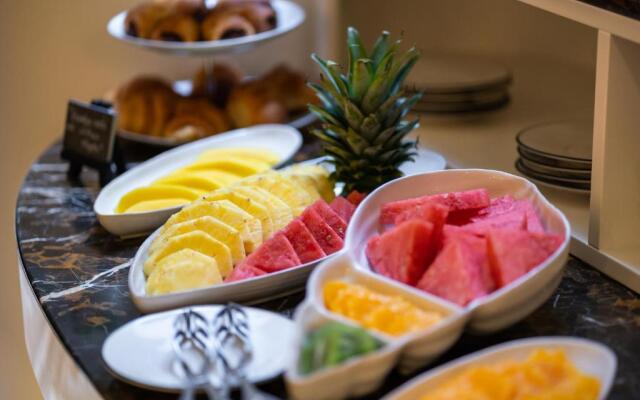 The Convo Porto Hotel & Apartment