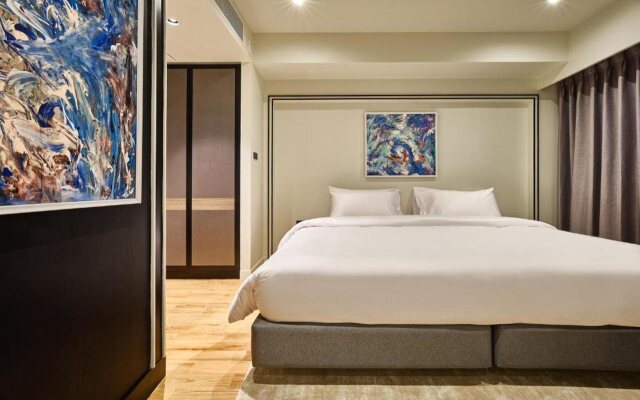 Floral Court Hotel & Residence Sukhumvit 13