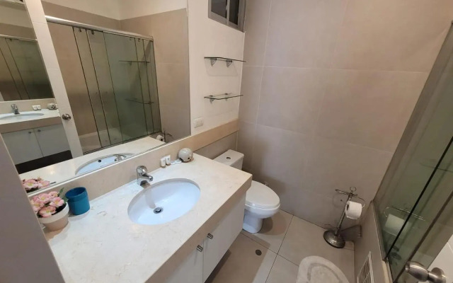 Espacio Luxury Apartments - Malecón 28 de Julio.