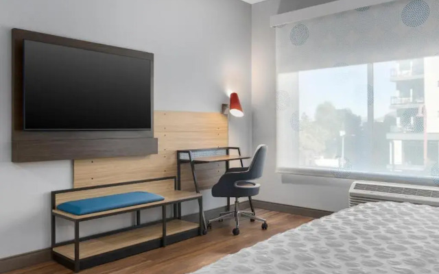 Tru By Hilton Phoenix Midtown