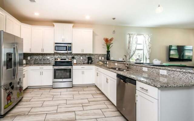 Champions Gate 1314BW