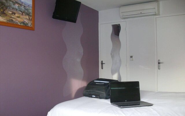 SO'LODGE Hôtel Niort A83