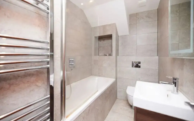 The Wandsworth Haven Bright 2bdr Flat