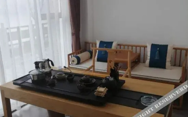 Simple Hotel (Zixing Dongjiang Lake)
