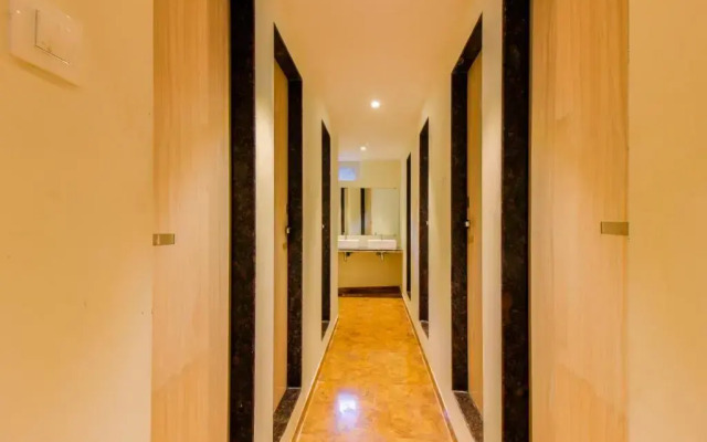 Hygeinic Airport Dormitory Near by BOM