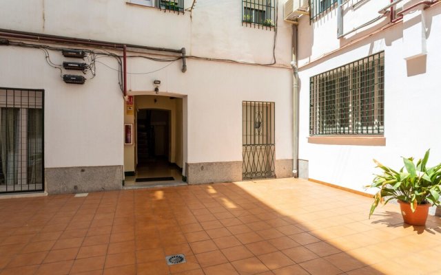 Apartment With 2 Bedrooms In Madrid, With Wifi