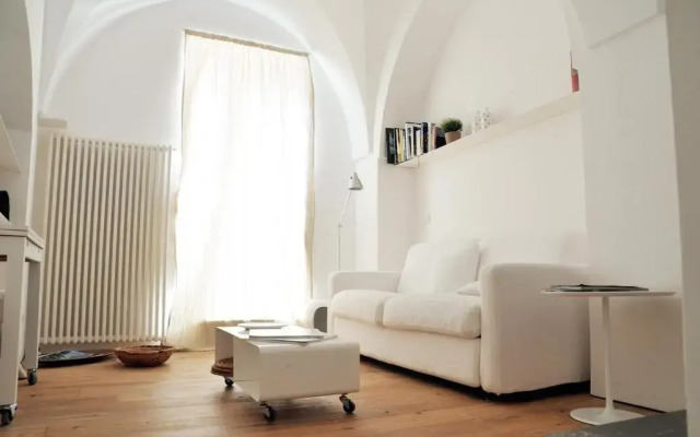 Via Tarantini 3 (Adults Only)