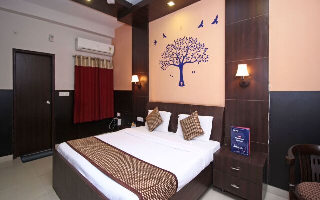 OYO Rooms Hero Honda Chowk