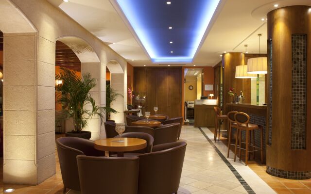 Hotel Les Rotes