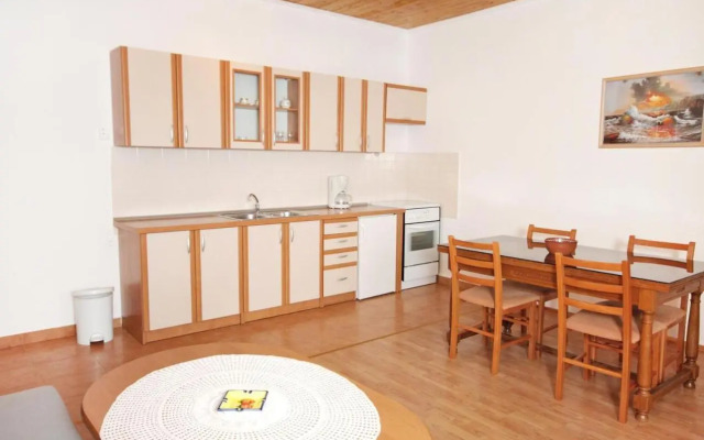 Apartments with a parking space Vrsi - Mulo, Zadar - 5796