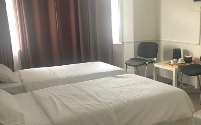 Saji Hotel Illford