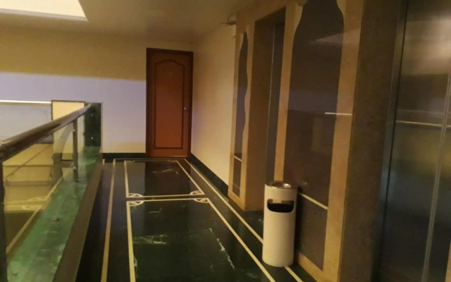 Hotel The Samrat
