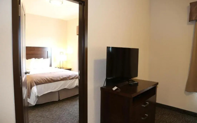 Prairie Moon Inn & Suites Macklin