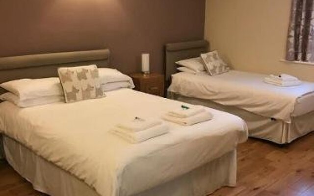 The Crown Hotel
