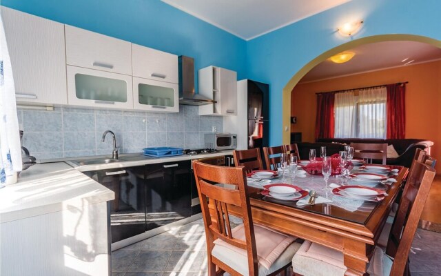 Nice Home in Pula With Wifi and 4 Bedrooms