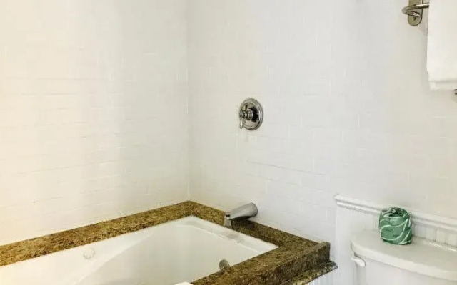 Kenny's Tipperary Inn