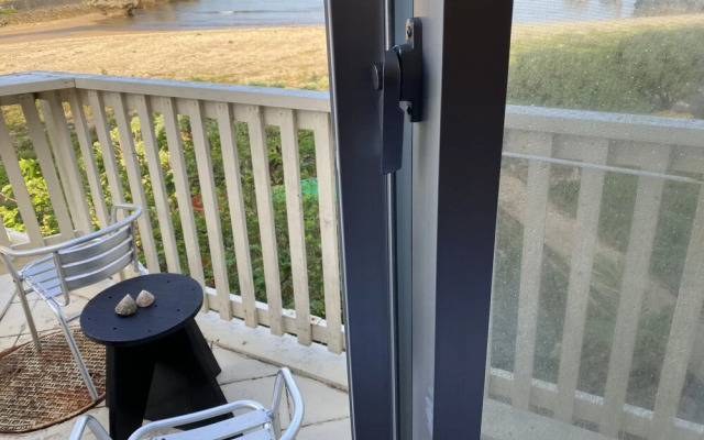 Beach House 1 & Private Beach