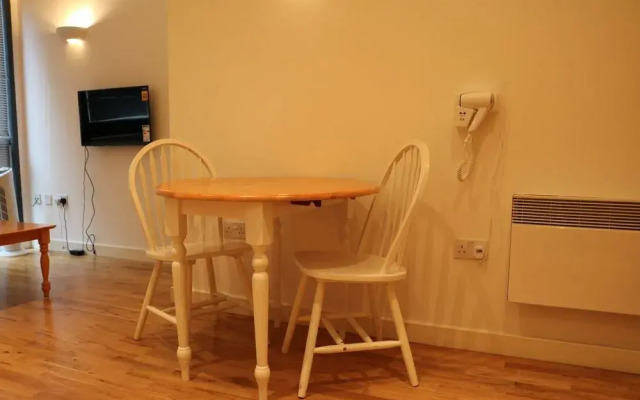 Anlaby Apartment
