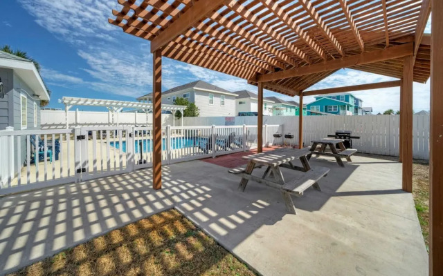 4 Costa Bahia Condos