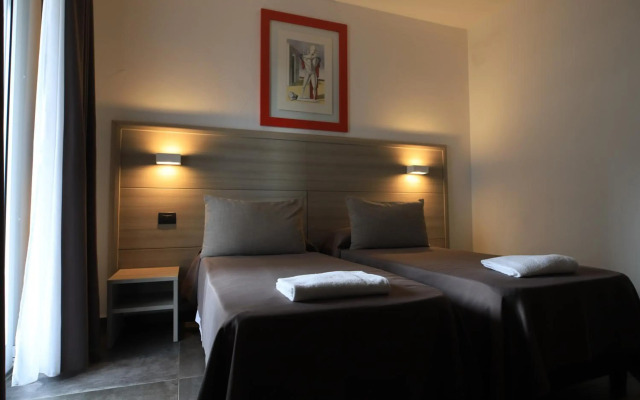 Hotel Tiby