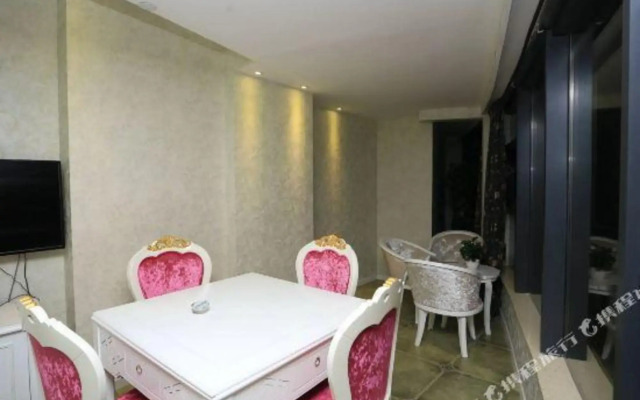 Shiji Boutique Hotel