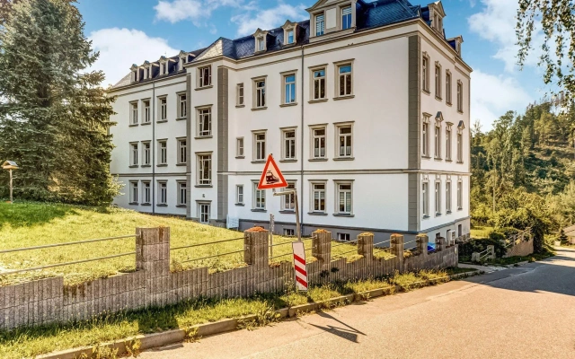 Pretty Apartment with Large Communal Terrace near Borstendorf