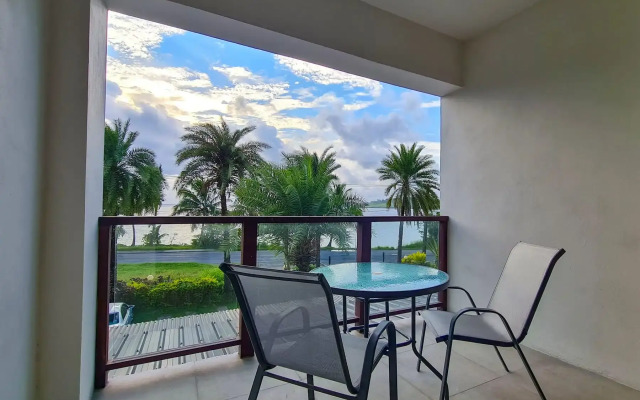 Ramada Suites by Wyndham Seafront Coral Coast