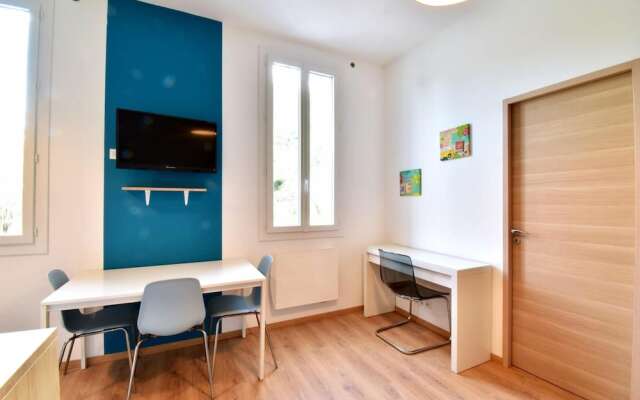 Apartment With One Bedroom In Marseille, With Wifi 7 Km From The Beach