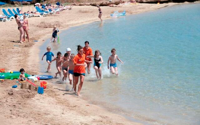 The Golden Coast Beach Hotel