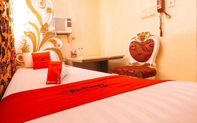 RedDoorz @ Manila Venetian Hotel