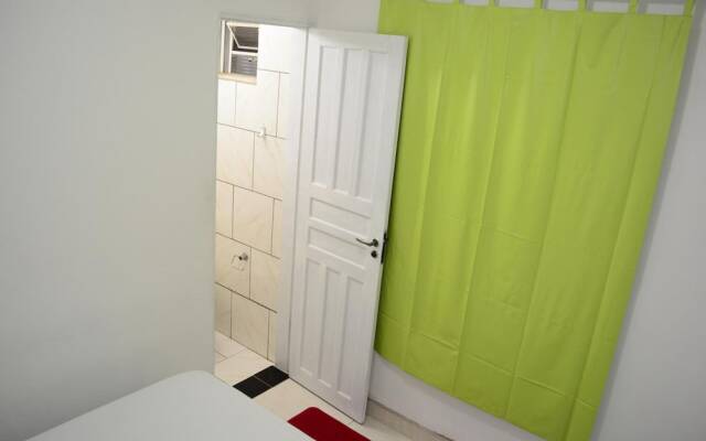 Lize Hotel-Hostel