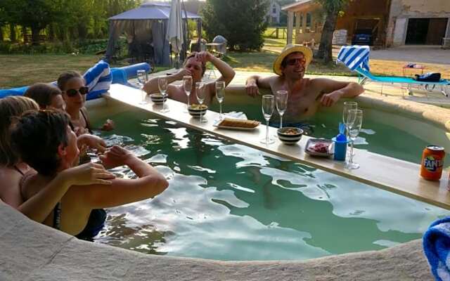 Chambres Et Table D'hotes "La Pastorale Gourmande" Fr - Ne - En - de - It