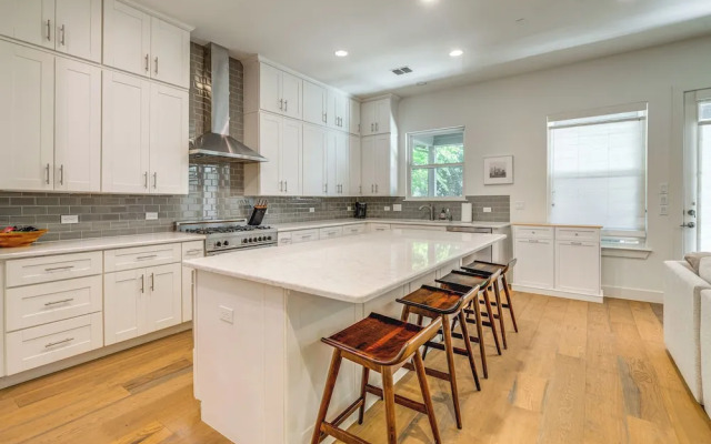 Spacious Austin Home: Near S Congress & Downtown!