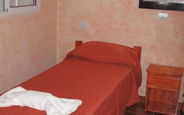 Los Cedros Hotel