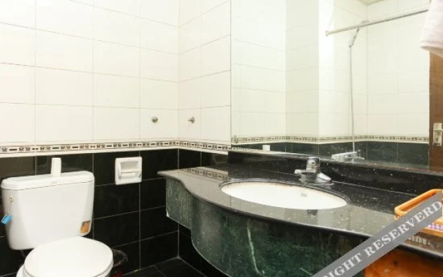 Yayue Hotel