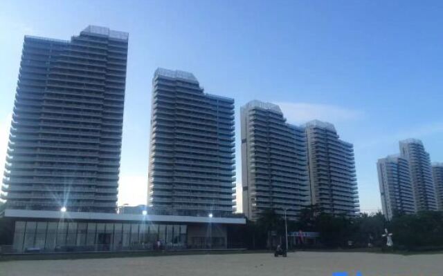 Yangjiang Hailing Island Poly Shili Yintan Fourth Quarter Holiday Apartment