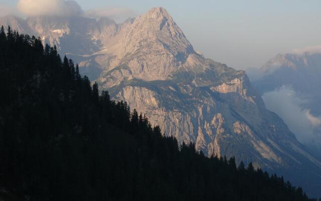 Biberhof Apartments & Camping