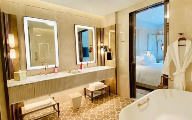 Hanoi Legend Suites