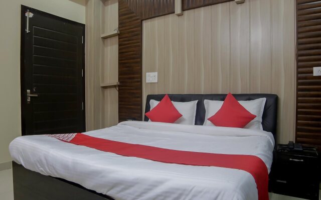 Satkar Hotel By OYO Rooms