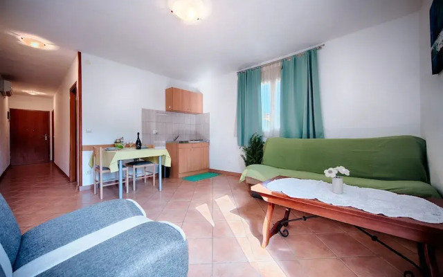 Apartments Bruna Lastovo