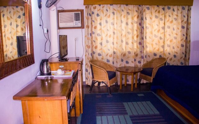 Elliotnass Hotel