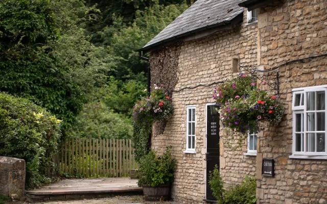 The White Hart