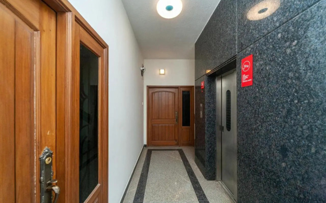 OYO 28257 Skye Service Apartments