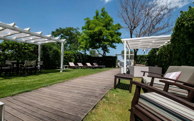 Le Rose Suite Hotel