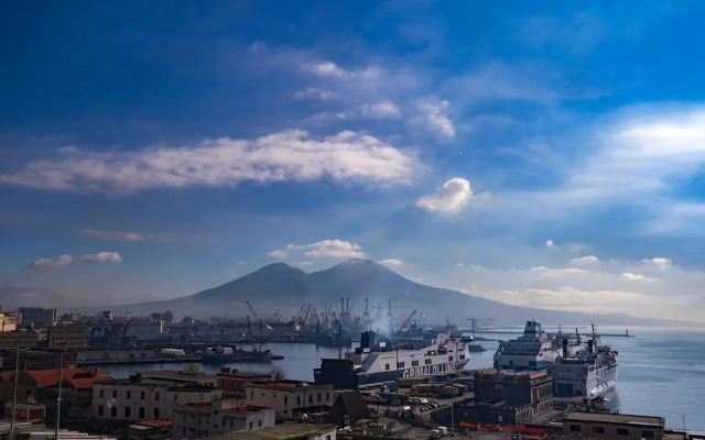 P.C. BOUTIQUE H. LIFESTYLE NAPOLI CENTRO by ClaPa Group Dislocated Hospitality