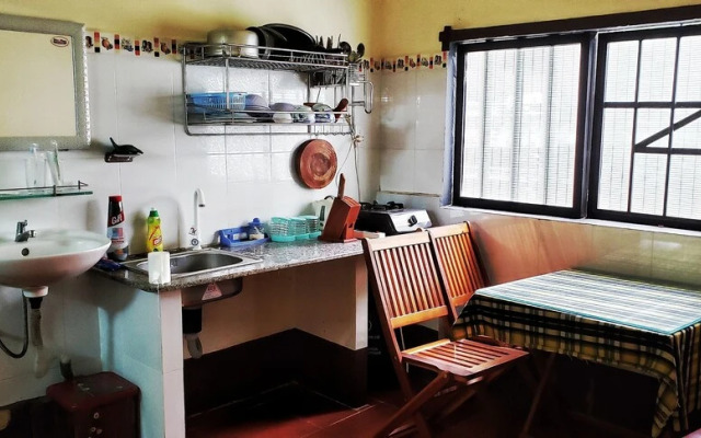 Tithonia Homestay