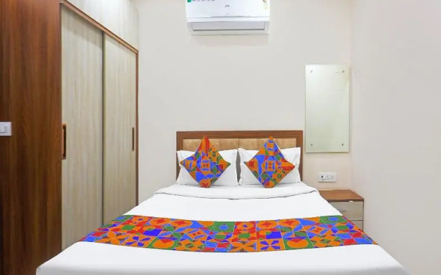 Fabhotel The Hide Away