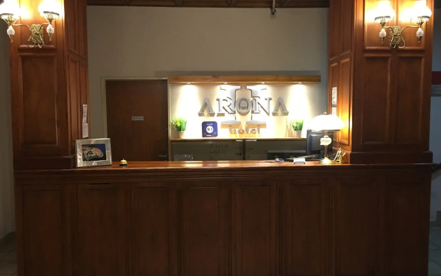 Hotel Arona