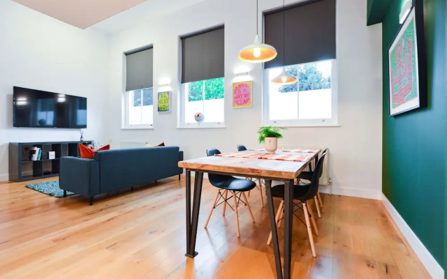 Spacious West Hampstead Apartment by Concept Apartments